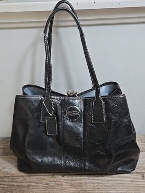 Coach Black Kiss Lock Leather Tote with Signature Medallion